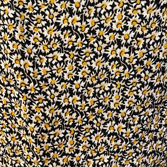 French Floral Blouse - Picture 4 of 4